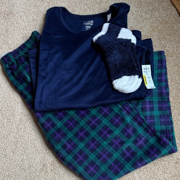 croft & barrow Other - Comfort & Joy Pajama Set